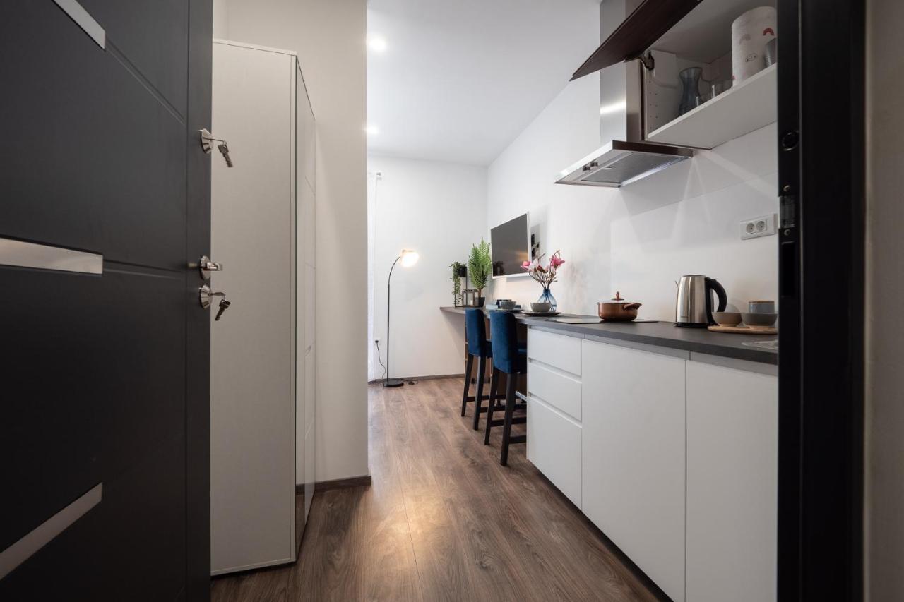 Arena Delight Studio Apartments Пула Екстер'єр фото