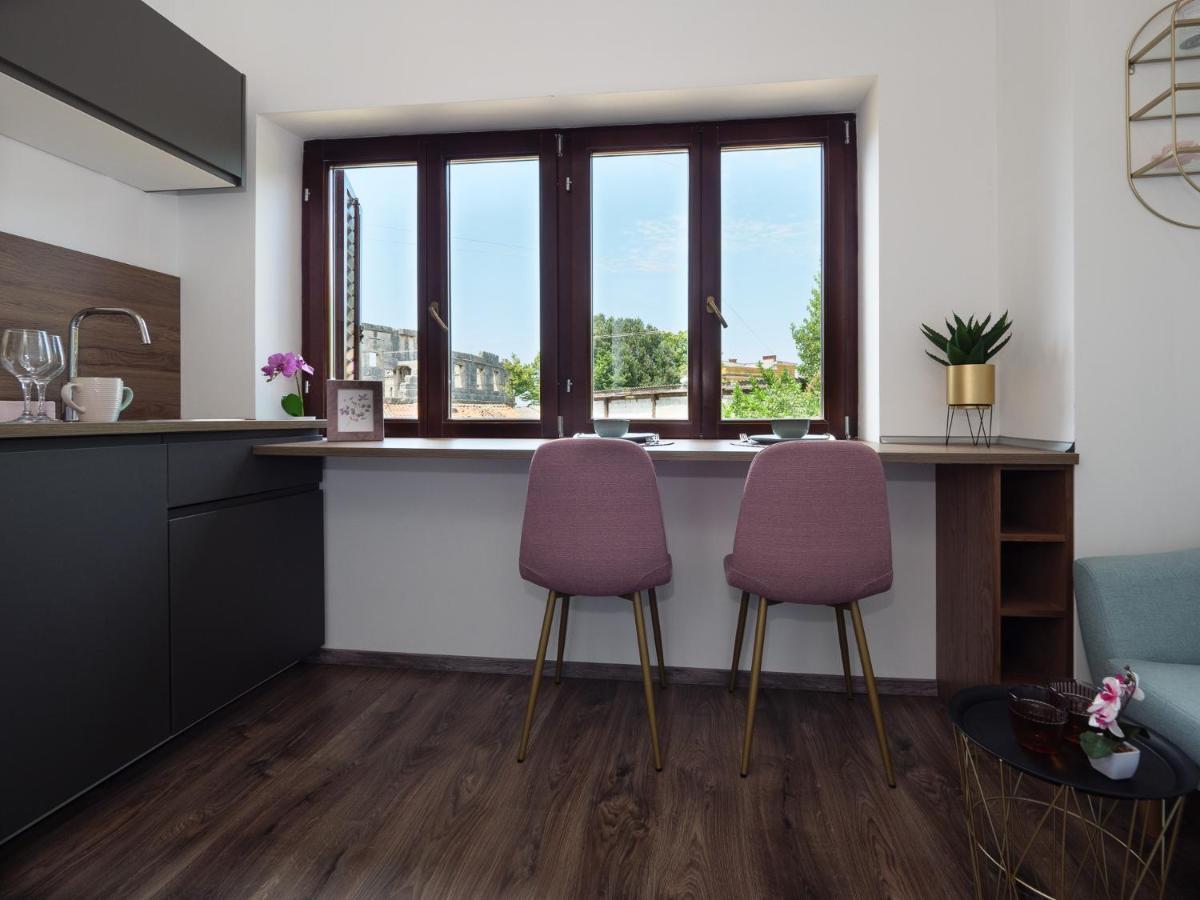 Arena Delight Studio Apartments Пула Екстер'єр фото
